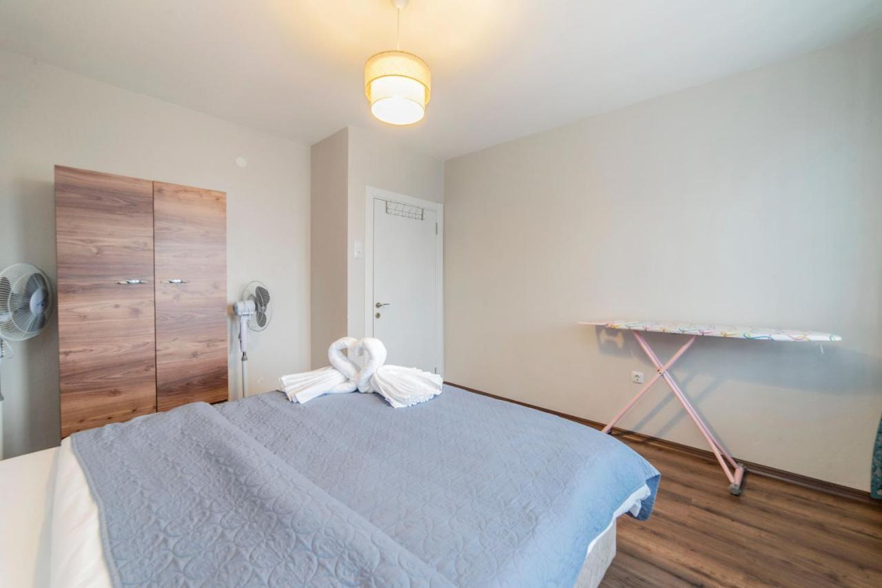 Centrally Located 2 Bedroom Apt With Netflix Бурса Екстериор снимка