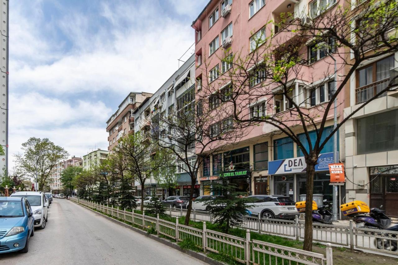 Centrally Located 2 Bedroom Apt With Netflix Бурса Екстериор снимка
