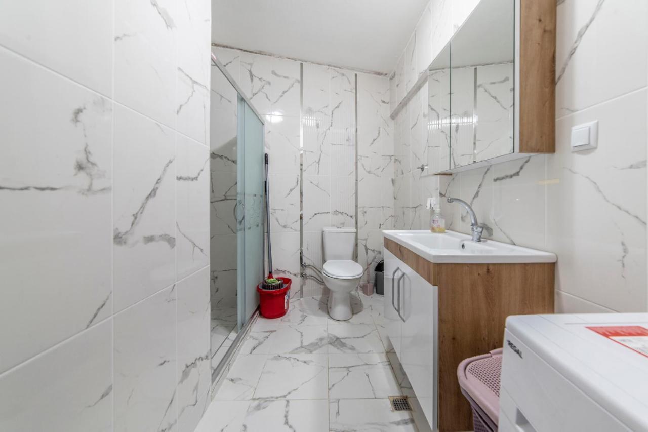 Centrally Located 2 Bedroom Apt With Netflix Бурса Екстериор снимка